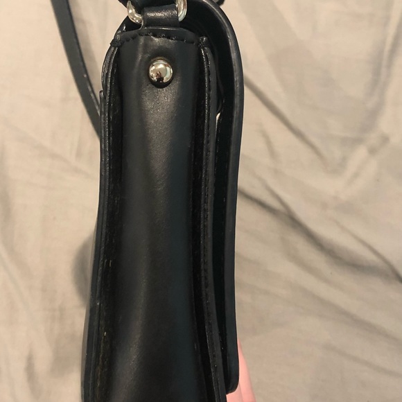 Kate spade crossbody purse with bow - Picture 6 of 8